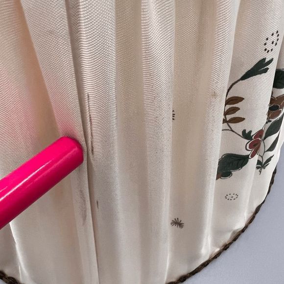 Rare Vintage Royal Delft Hand-Painted Silk Pleated Lamp Shade - Picture 8 of 11